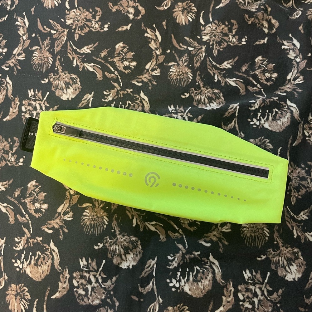 Champion small fanny pack